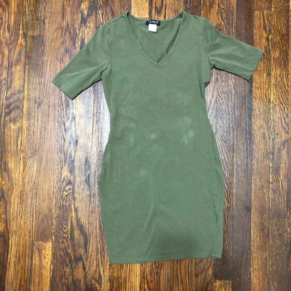 VENUS Green Bodycon V-neck Dress